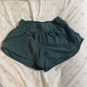 Lululemon Hotty Hot 2.5” Low-Rise | Dark Green